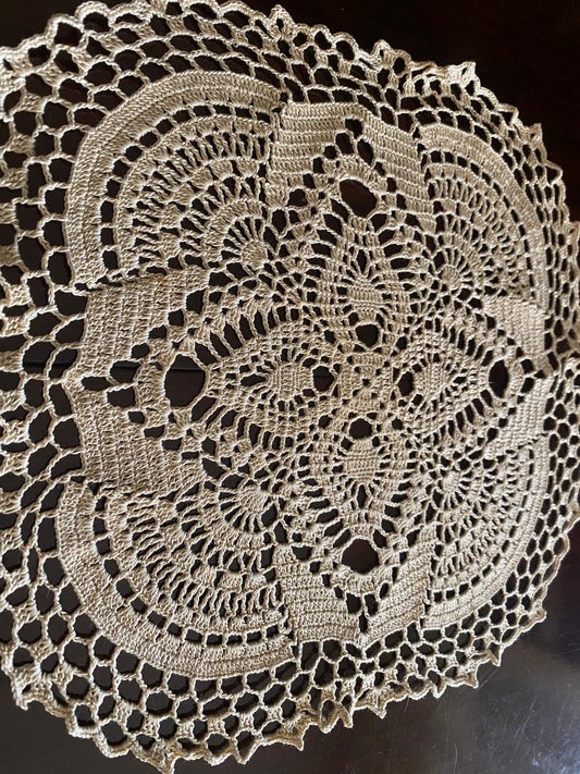 Centrino Uncinetto Modello 60 – 25 cm - Filo di Scozia Ecrù