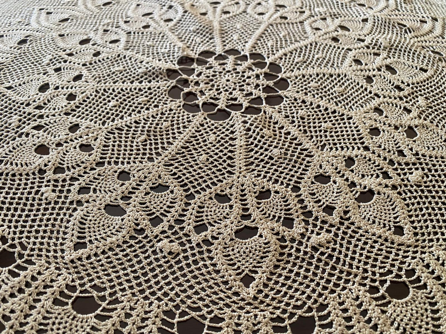 Centrino Uncinetto – Modello 30 - 65 cm – filo di Scozia Ecrù