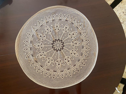 Centrino Uncinetto – Modello 30 - 65 cm – filo di Scozia Ecrù