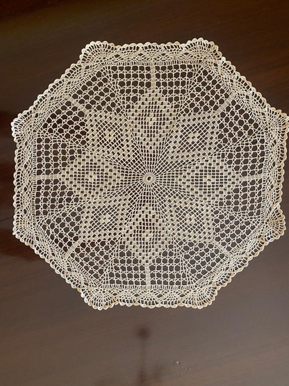 Centrino Uncinetto – Modello 19 – 36 cm - Filo di Scozia Ecrù