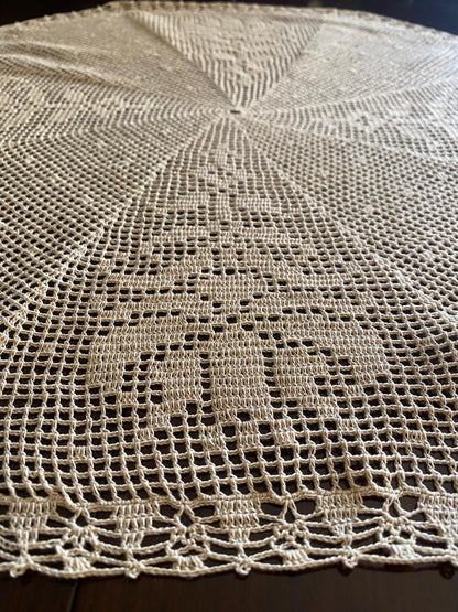 Centrino Uncinetto Modello 49 – 50 cm - Filo di Scozia Ecrù