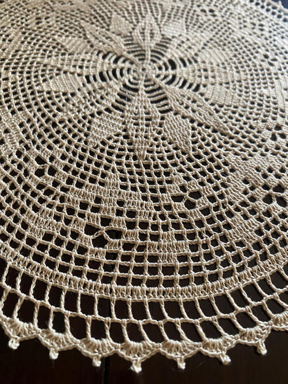 Centrino Uncinetto Modello 54 – 24 cm - Filo di Scozia Ecrù